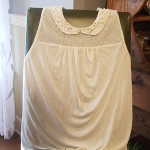 Pullover sleeveless top